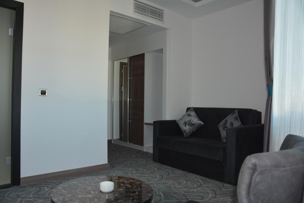 Winter City Hotel Kars Esterno foto