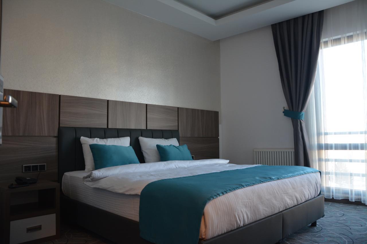 Winter City Hotel Kars Esterno foto