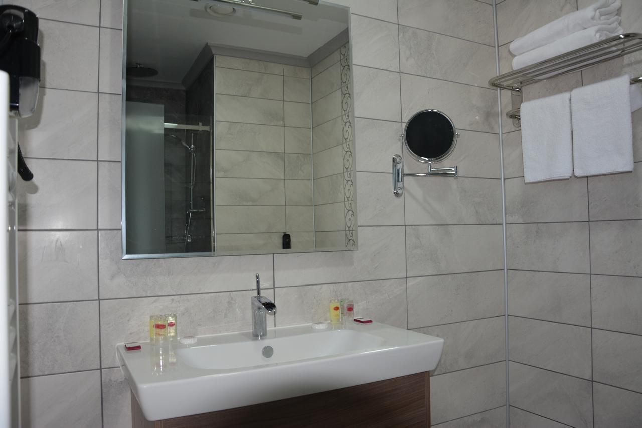 Winter City Hotel Kars Esterno foto