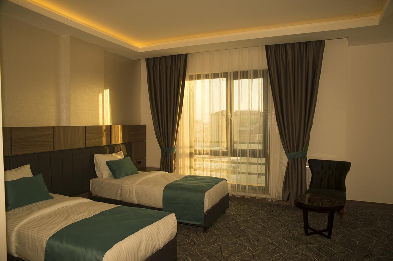 Winter City Hotel Kars Esterno foto